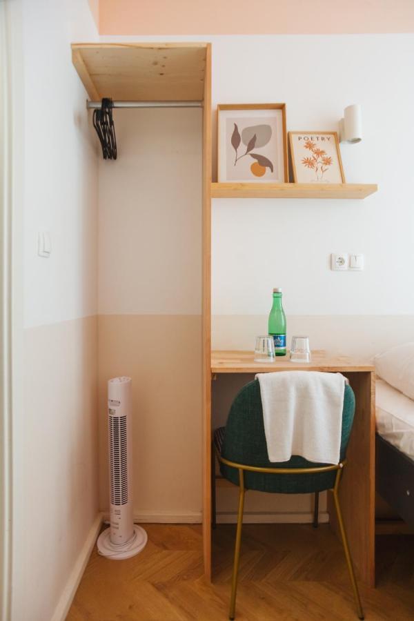 וינה Malfatti Room Oasis With Coworking Space מראה חיצוני תמונה